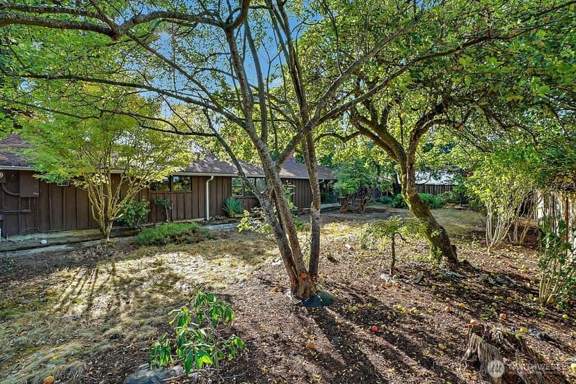 Property photo for 224 126th Street E, Tacoma photo 25