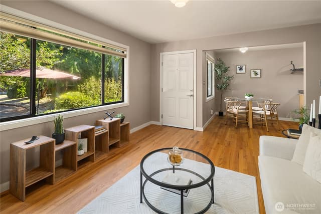 Property photo for 10021 7th Avenue NW #Apt B, Seattle photo 3