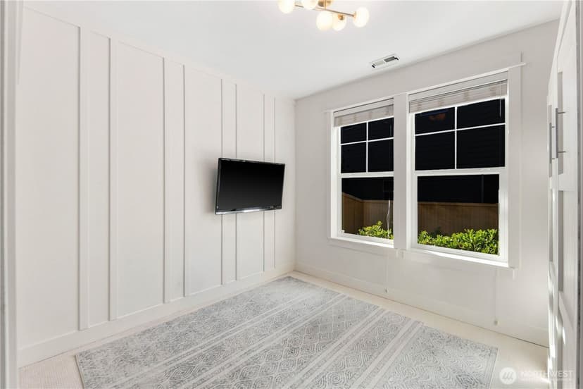 Property photo for 22611 38th Drive SE, Bothell photo 20