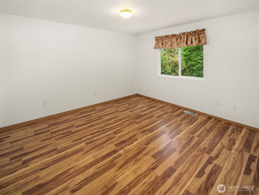 Property photo for 1270 Gilmax Lane NE, Poulsbo photo 19