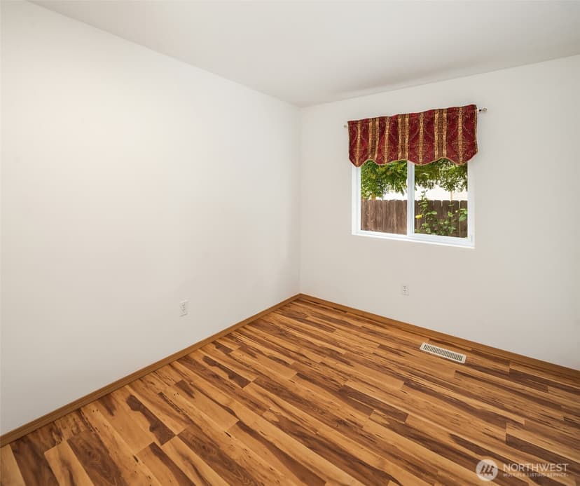 Property photo for 1270 Gilmax Lane NE, Poulsbo photo 22