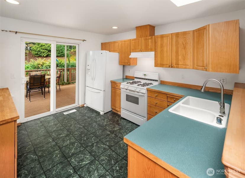 Property photo for 1270 Gilmax Lane NE, Poulsbo photo 14