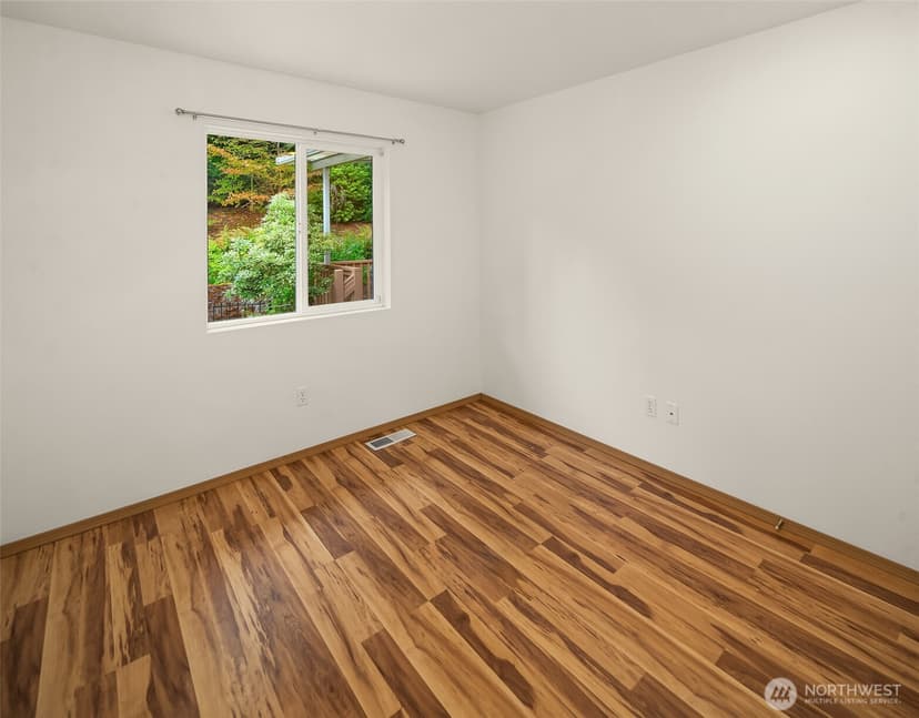 Property photo for 1270 Gilmax Lane NE, Poulsbo photo 18