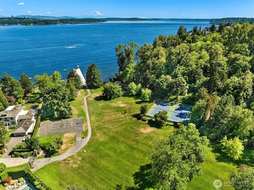 Property photo for 5506 NE Penrith Road, Seattle photo 40