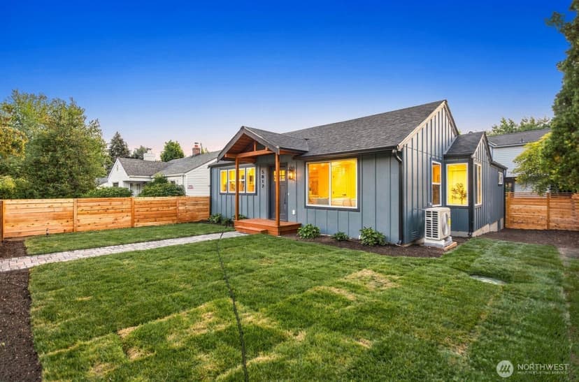 Property photo for 5817 56th Avenue NE, Seattle photo 33