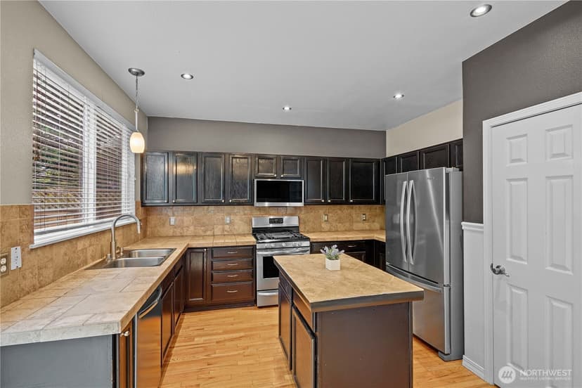 Property photo for 8806 177th Street E, Puyallup photo 13