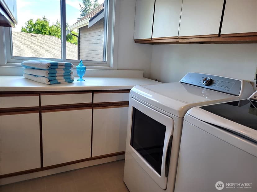 Property photo for 23926 25th Drive SE, Bothell photo 35