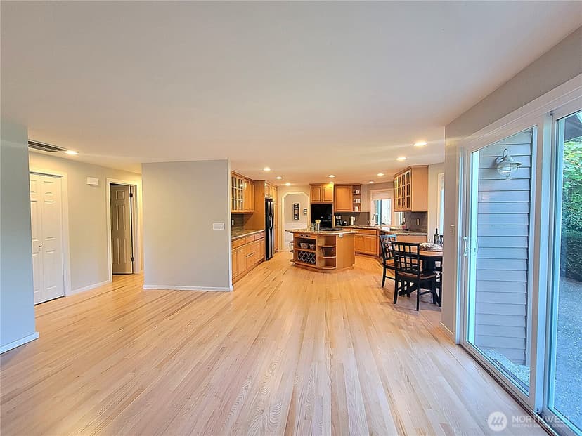Property photo for 23926 25th Drive SE, Bothell photo 13