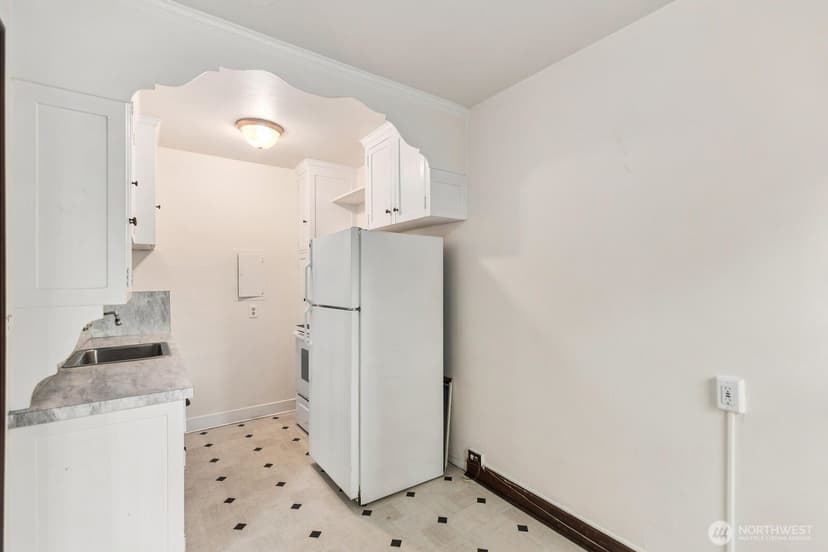 Property photo for 1631 16th Avenue #110, Seattle photo 17