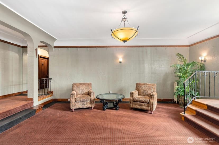 Property photo for 1631 16th Avenue #110, Seattle photo 6