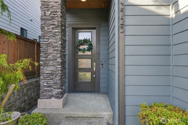 Property photo for 3725 200th Place SE, Bothell photo 5