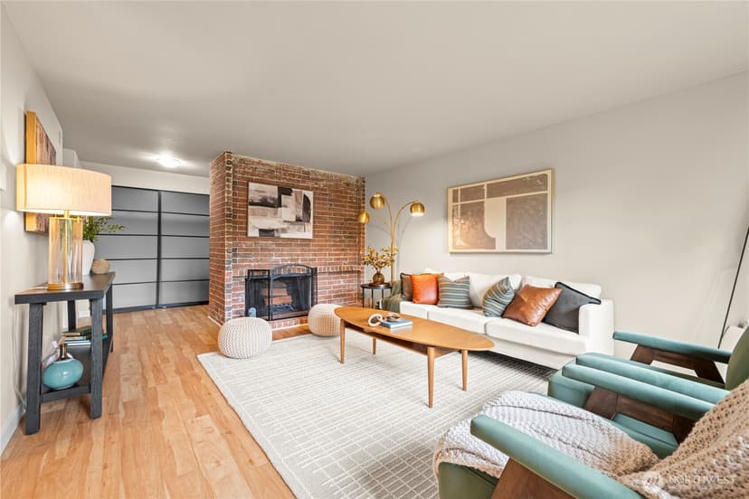Property photo for 15214 NE 8th Street #G8, Bellevue photo 4