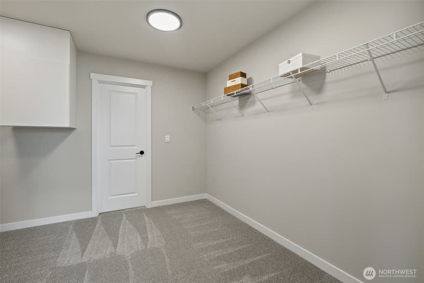 Property photo for 916 183rd Place SW, Lynnwood photo 15
