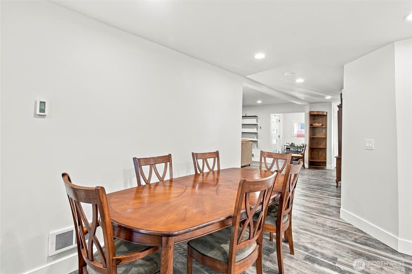 Property photo for 4010 82nd Avenue W, University Place photo 15