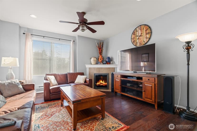 Property photo for 13304 46th Avenue SE #4, Mill Creek photo 6