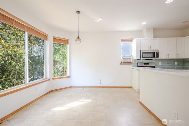 Property photo for 12721 51st Avenue SE, Everett photo 3