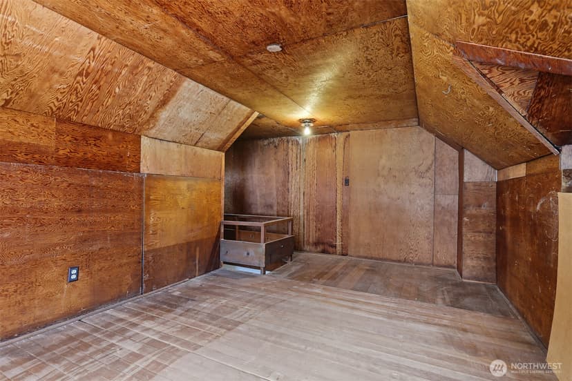 Property photo for 5510 43rd Avenue NE, Seattle photo 30