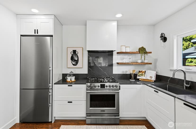 Property photo for 6202 Ravenna Avenue NE, Seattle photo 11