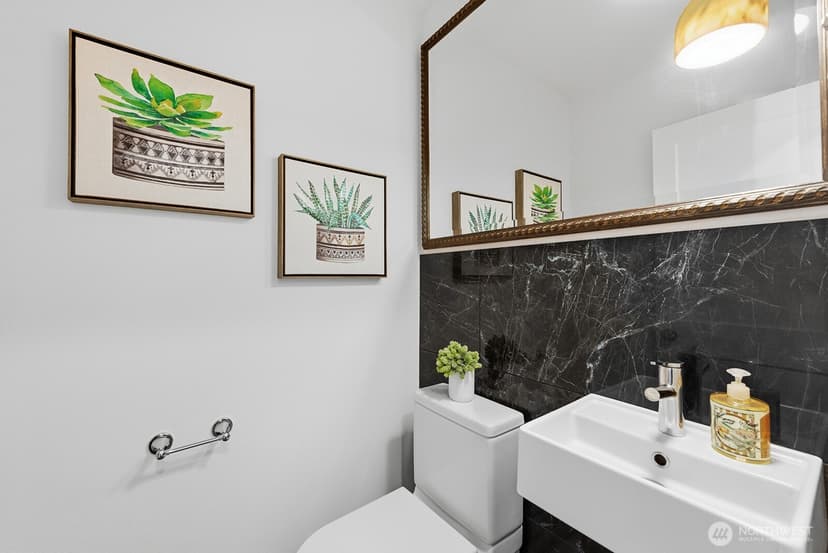 Property photo for 6202 Ravenna Avenue NE, Seattle photo 17