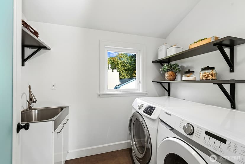 Property photo for 6202 Ravenna Avenue NE, Seattle photo 18