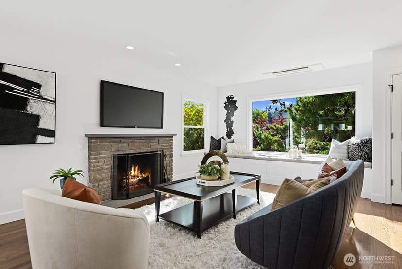 Property photo for 6202 Ravenna Avenue NE, Seattle photo 9
