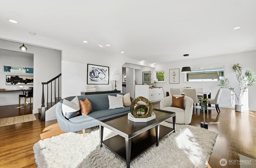 Property photo for 6202 Ravenna Avenue NE, Seattle photo 4
