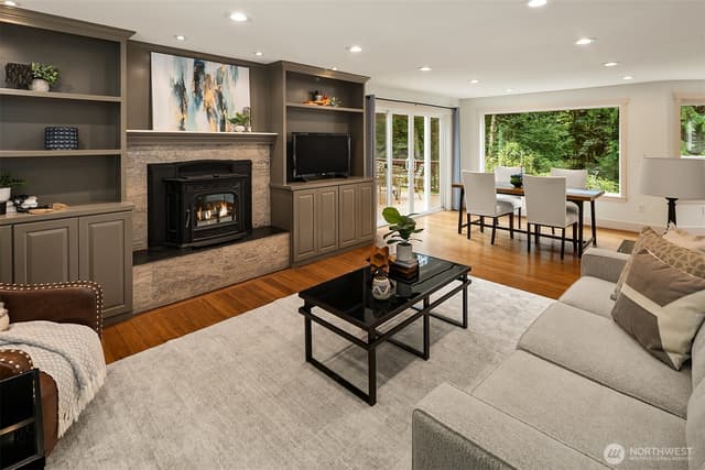 Property photo for 28843 SE 64th Street, Issaquah photo 3