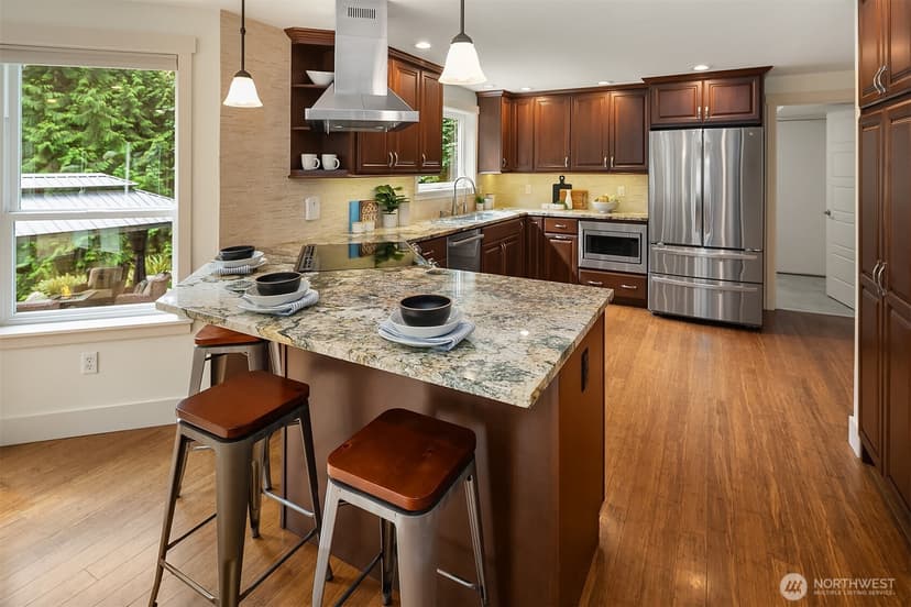 Property photo for 28843 SE 64th Street, Issaquah photo 6