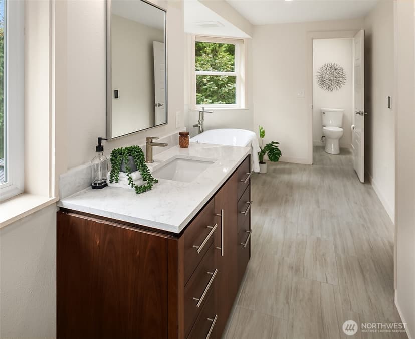 Property photo for 28843 SE 64th Street, Issaquah photo 11