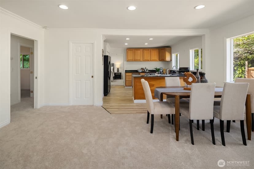 Property photo for 10218 Aqua Way S, Seattle photo 8