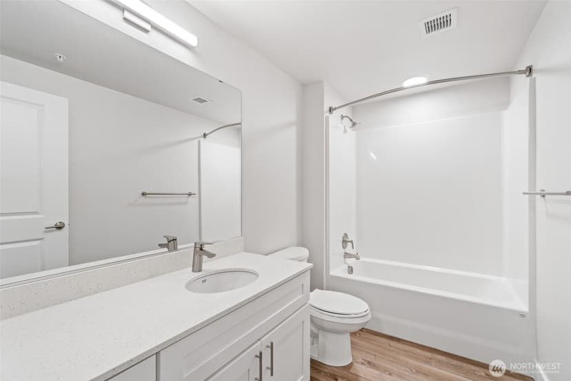 Property photo for 5022 Martin Luther King Jr Way S #509, Seattle photo 7
