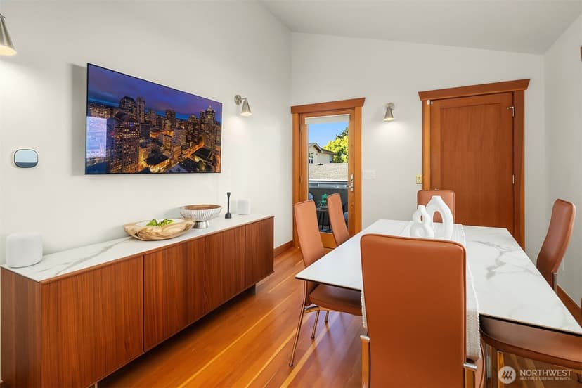 Property photo for 2422 NW 58th Street #301, Seattle photo 13