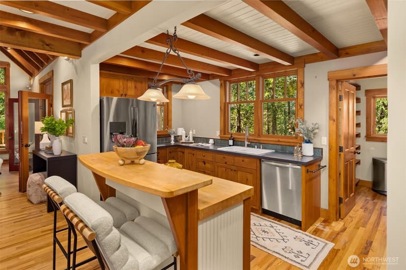 Property photo for 9000 Kono Road NE, Bainbridge Island photo 11