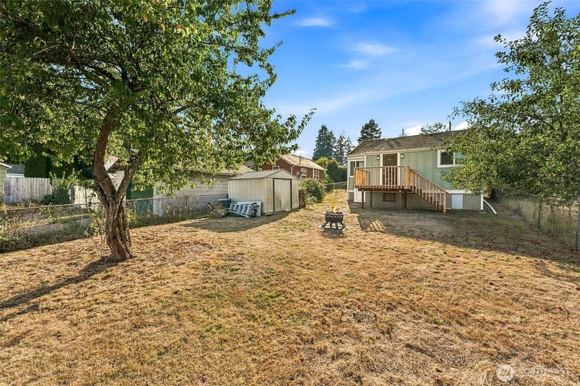 Property photo for 1435 Garrison Avenue, Port Orchard photo 21