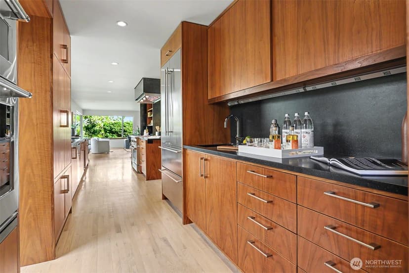 Property photo for 4108 NE 96th Street, Seattle photo 12