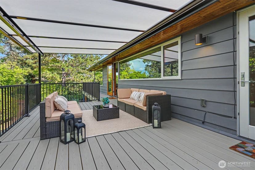 Property photo for 4108 NE 96th Street, Seattle photo 13