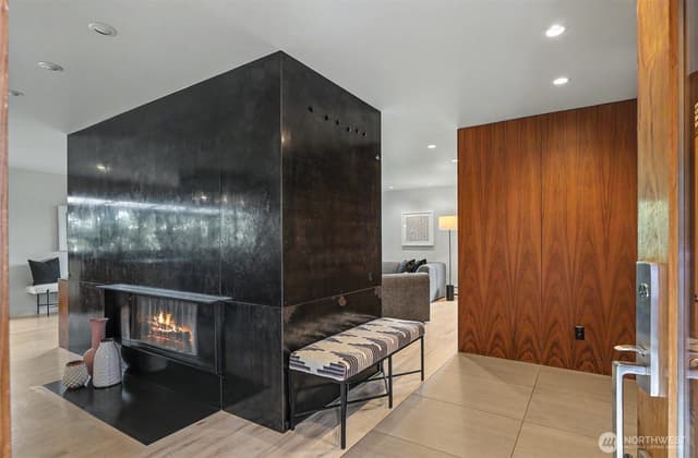 Property photo for 4108 NE 96th Street, Seattle photo 5