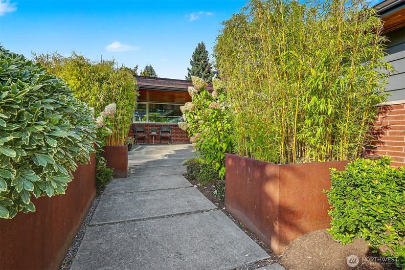 Property photo for 4108 NE 96th Street, Seattle photo 2