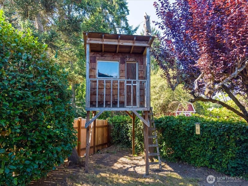 Property photo for 4108 NE 96th Street, Seattle photo 36