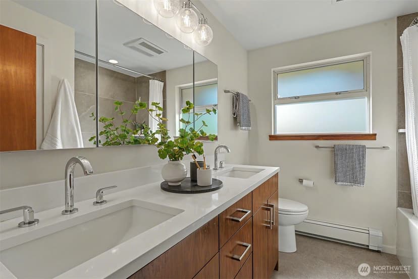 Property photo for 4108 NE 96th Street, Seattle photo 26