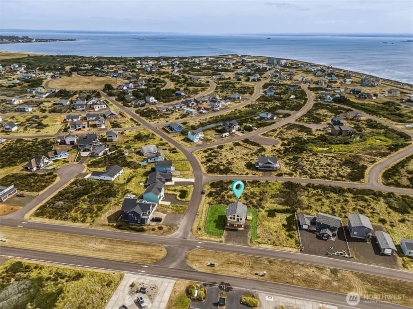 Property photo for 1400 Ocean Shores Boulevard SW, Ocean Shores photo 31