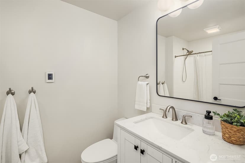 Property photo for 14265 92nd Place NE, Kirkland photo 15