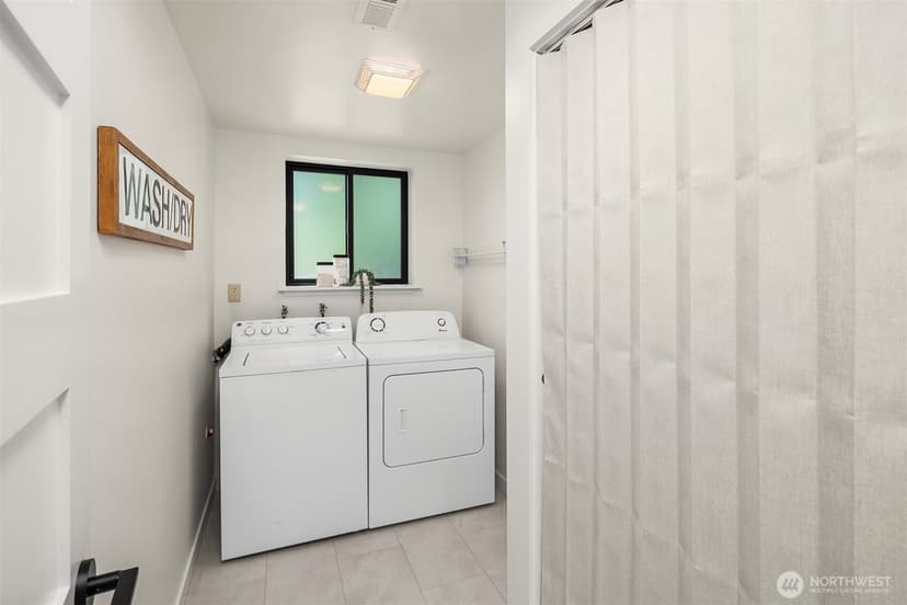 Property photo for 14265 92nd Place NE, Kirkland photo 26