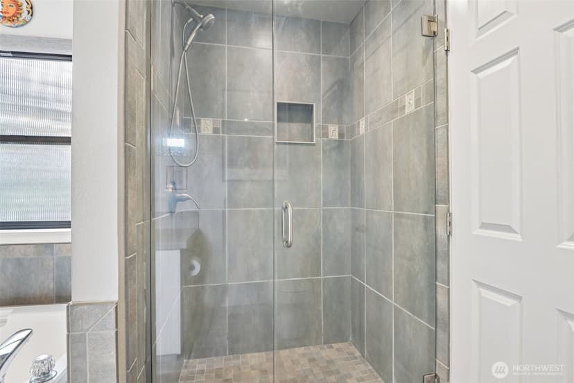 Property photo for 5117 Nathan Loop SE, Auburn photo 19