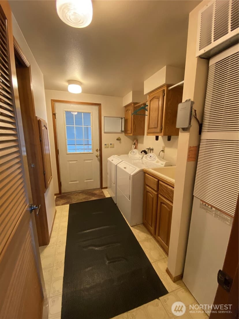 Property photo for 12808 17th Street Ct E, Edgewood photo 25