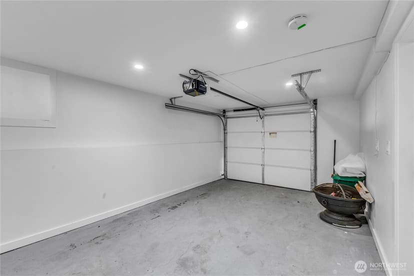 Property photo for 250 NE 50th Street, Seattle photo 33