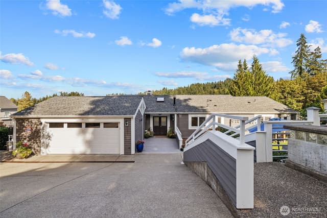 Property photo for 16231 Valhalla Drive, Bothell photo 3