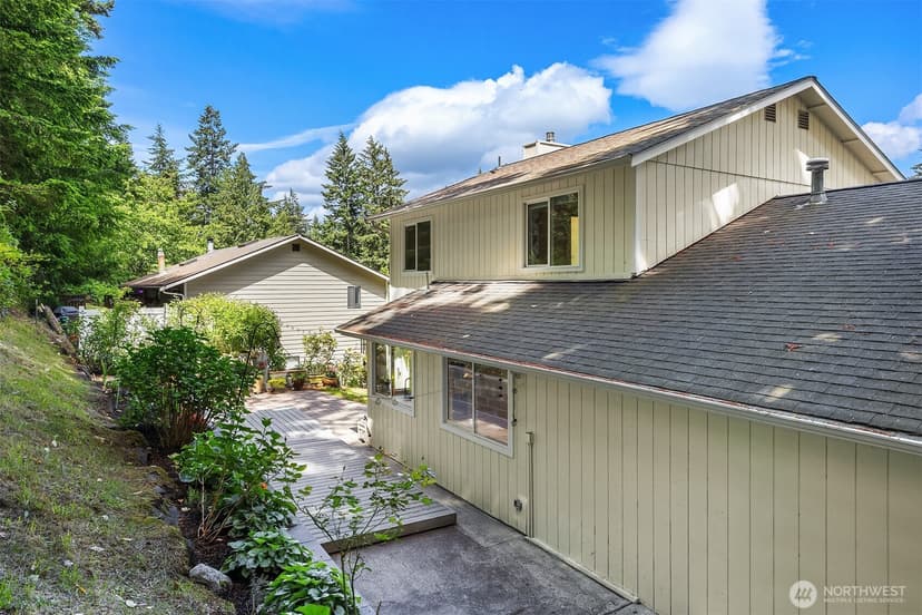 Property photo for 23424 100th Avenue W, Edmonds photo 25