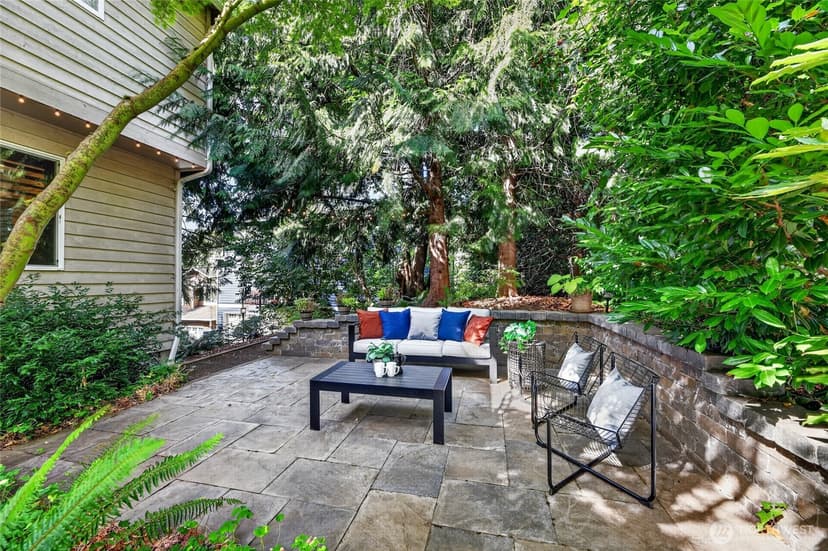 Property photo for 4500 SW Hemlock Way, Seattle photo 32