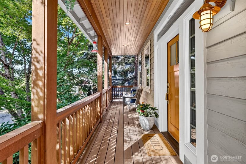 Property photo for 4500 SW Hemlock Way, Seattle photo 2